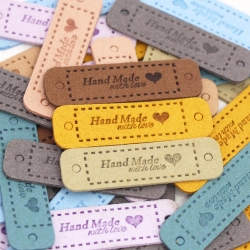 cedulka HANDMADE WITHLOVE - ovál - 1,5x5,5 cm - hořčicová